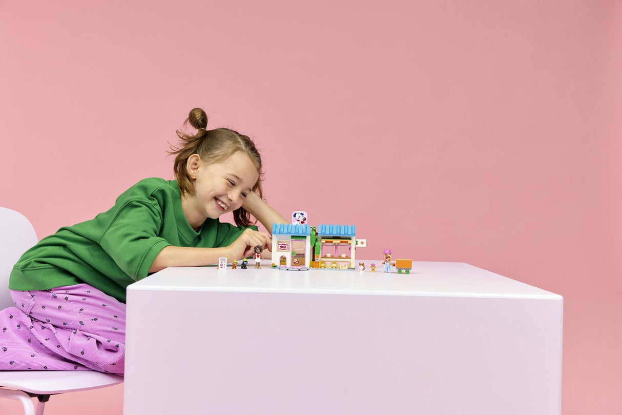 LEGO - LEGO Friends - Dog Treats Bakery (42677) LEGO