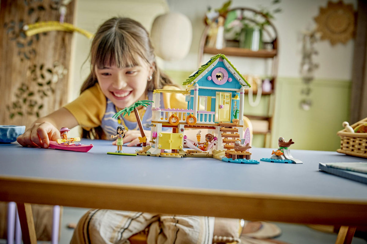 LEGO - Friends - Beach House with Seals (42699) LEGO