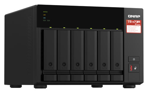 QNAP TS-673A – skråt forfra