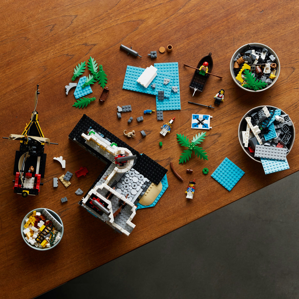 LEGO Icons - Eldorado Fortress (10320.) LEGO