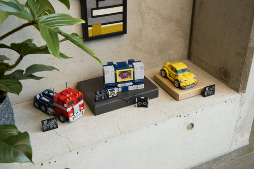 LEGO 10358 Icons Transformers: Soundwave Lego