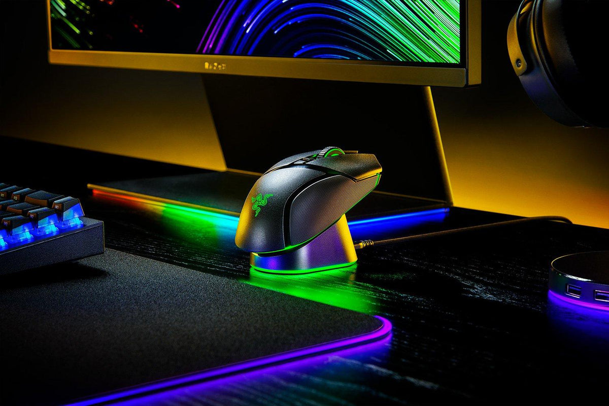 Razer - Mouse Dock Pro + Razer Wireless Charging Puck Bundle Razer