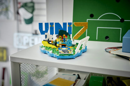 LEGO - Editions Football - Vini Jr. – Football Highlights (43027) Lego