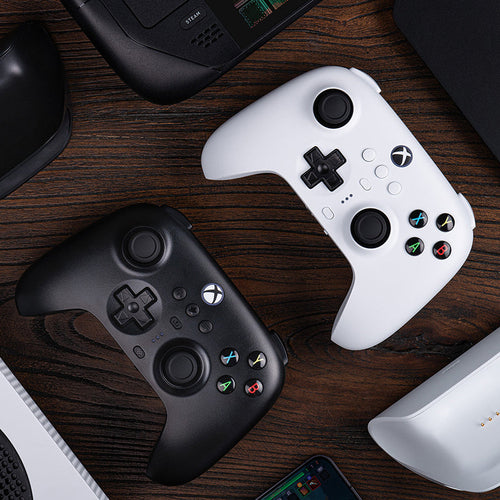 8BitDo Ultimate 3-mode Controller Xbox/PC Hvid – Farvevarianter illustreret, kun hvid udgave medfølger