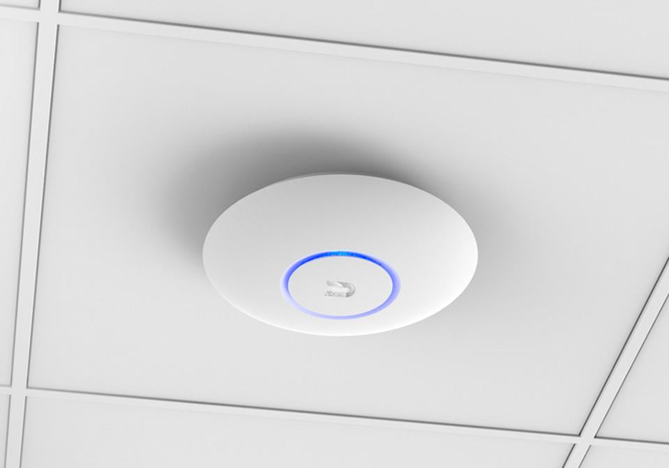 Ubiquiti UAP-AC-LR 1GE/AC1350/AP Ubiquiti