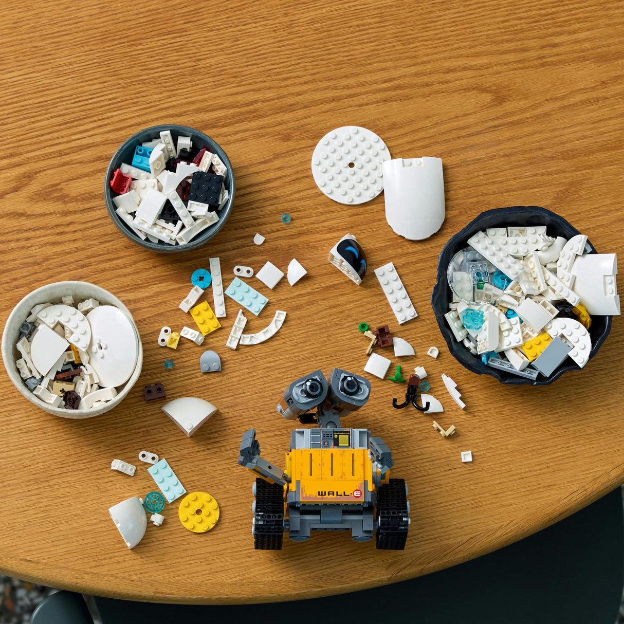 LEGO Disney - WALL-E og EVA (43279) LEGO