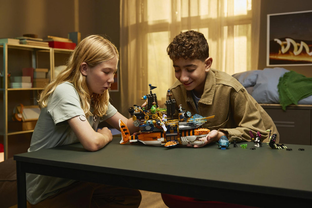 LEGO - DREAMZzz - Tiger Shark Tank (71515) LEGO