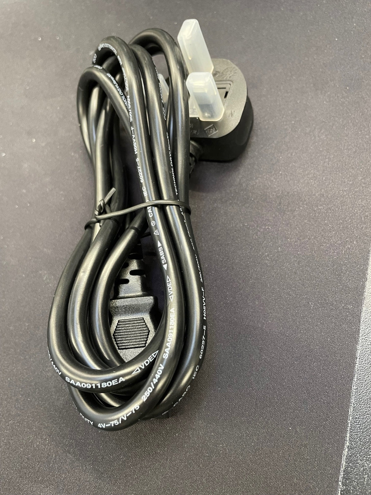 UK-strømkabel til Xbox 360-strømforsyning – Kettle Lead – sort – produktfoto