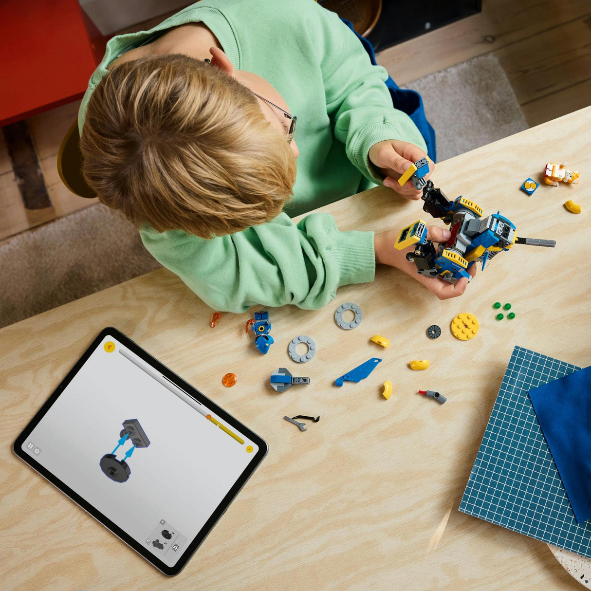 LEGO 77002 Sonic the Hedgehog Cyclone vs. Metal Sonic LEGO