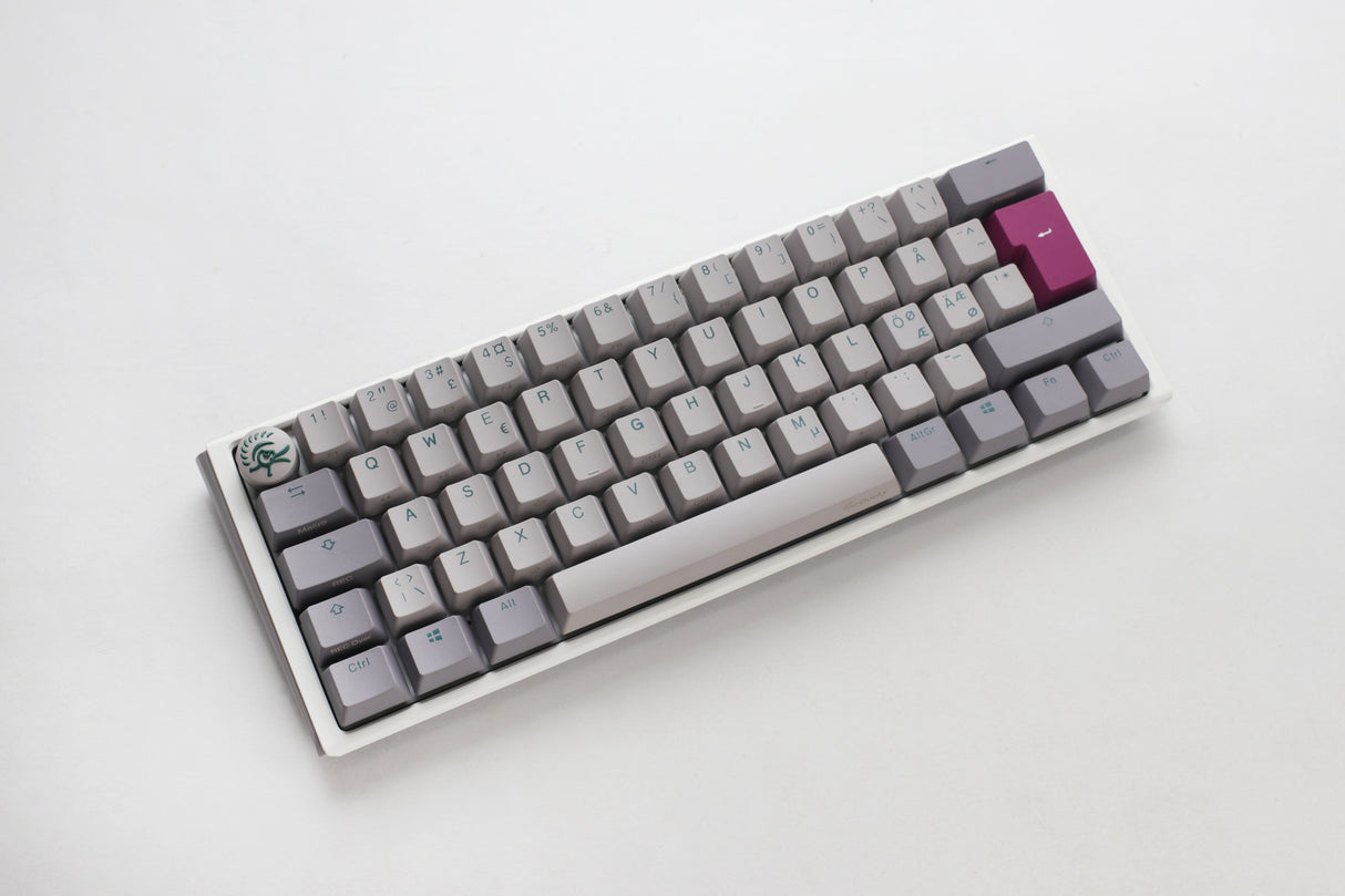 Ducky One 3 - Mist Nordic - Mini 60% - Körsbärsröd - RGB