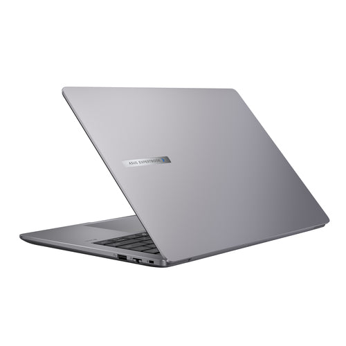 ASUS ExpertBook P3 PM3406CKA-LY0095X Copilot+ PC – set bagfra (vinkel 2); tastaturlayout illustrativt