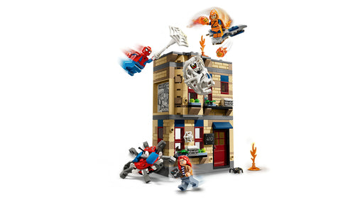 LEGO Marvel Spider-Man 76317 – Peter Parkers lejlighed – bygningen set skråt fra siden