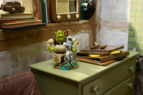 LEGO – Shrek, Donkey and Puss in Boots (72423)