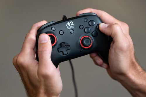Turtle Beach Rematch Wired – Switch-controller – Sort – controller i brug; producentillustration
