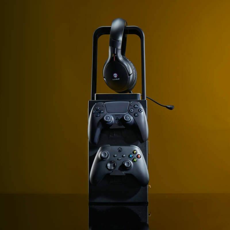 Numskull Official Hogwarts Legacy Light Locker Numskull