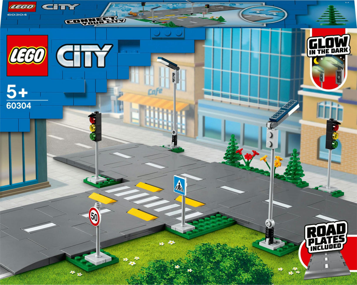 LEGO City intersection with traffic lights 60304 LEGO