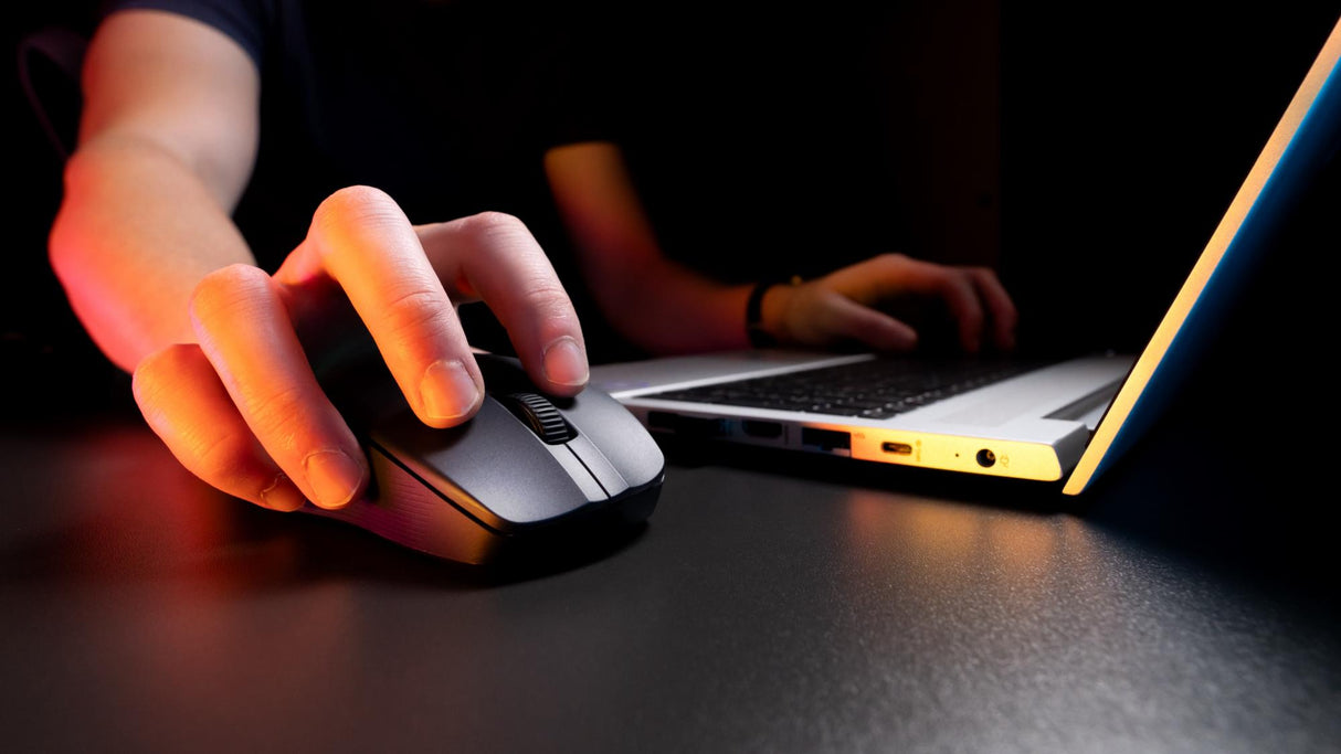 Turtle Beach – Pure Air ultralätt trådlös spelmus