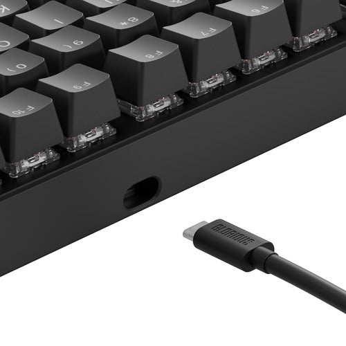 USB-C-tilslutningen på siden af Glorious GMMK Eternal