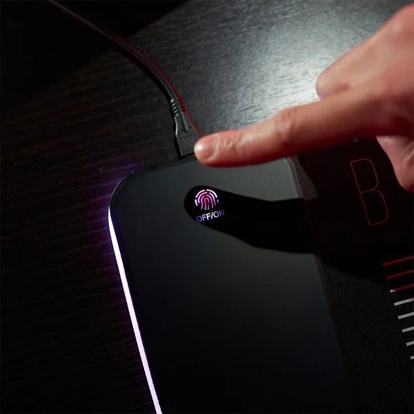 Numskull Batman - Oversize Gaming Måtte & Mobil oplader