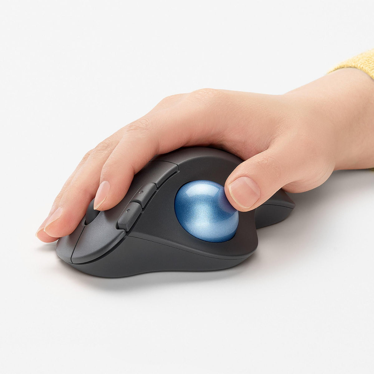 Logitech - ERGO M575 - Graphite - 2.4GHZ/BT Logitech