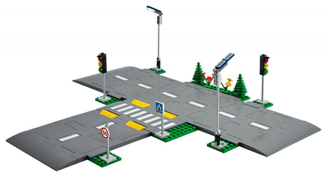 LEGO City intersection with traffic lights 60304