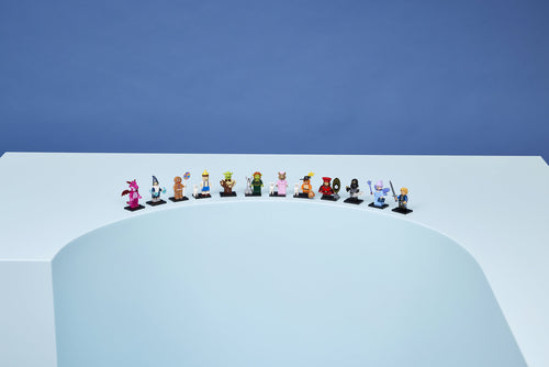 LEGO Minifigures 71053 – eksempler på figurer stillet op – én tilfældig figur pr. æske