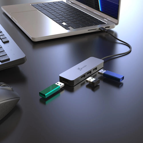 j5create – foldbart laptopstativ med fire USB-A-porte – USB-udstyr ved laptop som eksempel