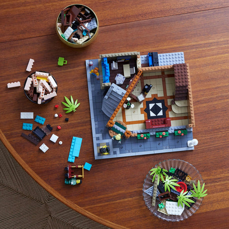 LEGO Creator - Boutique Hotel (10297.) LEGO