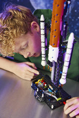 LEGO - Technic - NASA Artemis Space Launch System Rocket (42221) LEGO