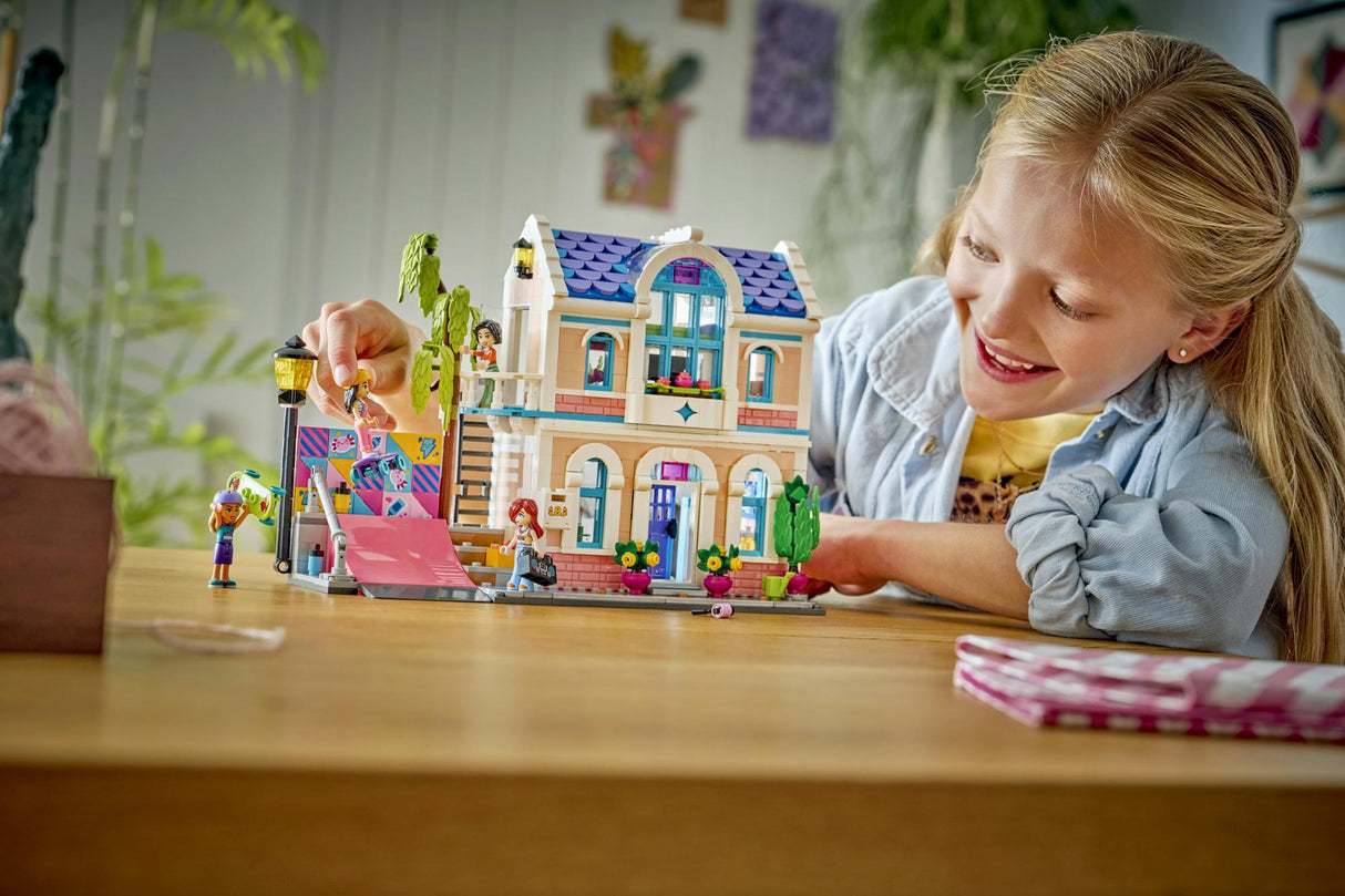 LEGO - LEGO Friends - Liann's Family House (42687) LEGO