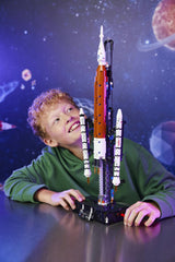 LEGO - Technic - NASA Artemis Space Launch System Rocket (42221) LEGO