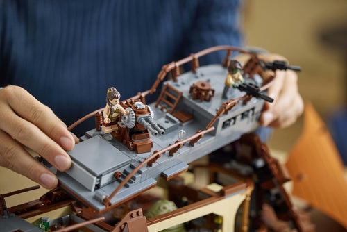 LEGO Star Wars 75397 – Jabbas sejlpram – løftet dæk med indvendige detaljer