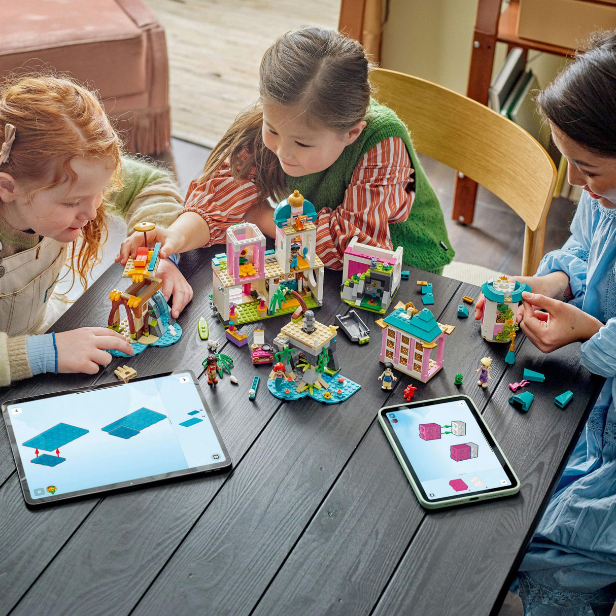 LEGO 43267 Disney Princess Castle with Pets, Construction Toy LEGO