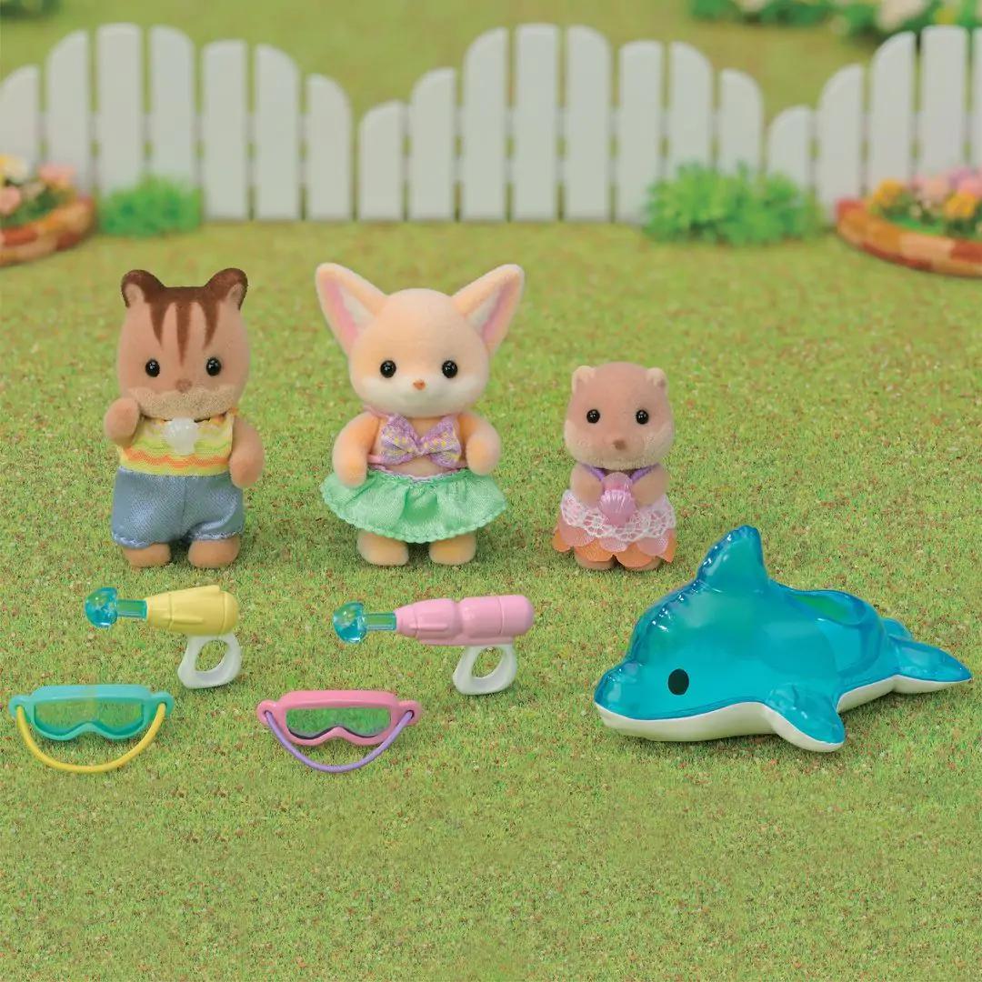 Sylvanian Families Pool Fun – tre børnehavefigurer med tilbehør – produktbillede 5