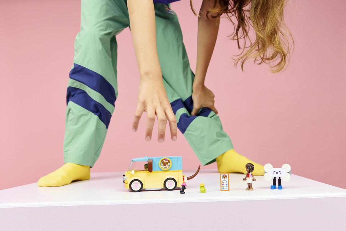LEGO - LEGO Friends - Pet Accessories Van (42678) LEGO