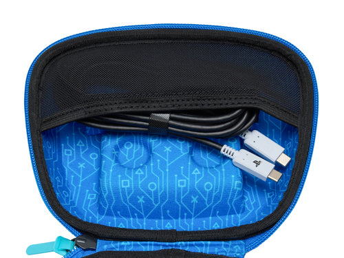 PowerA Astro Bot – beskyttelsesetui til DualSense-controller – åbent etui med kabel vist som eksempel