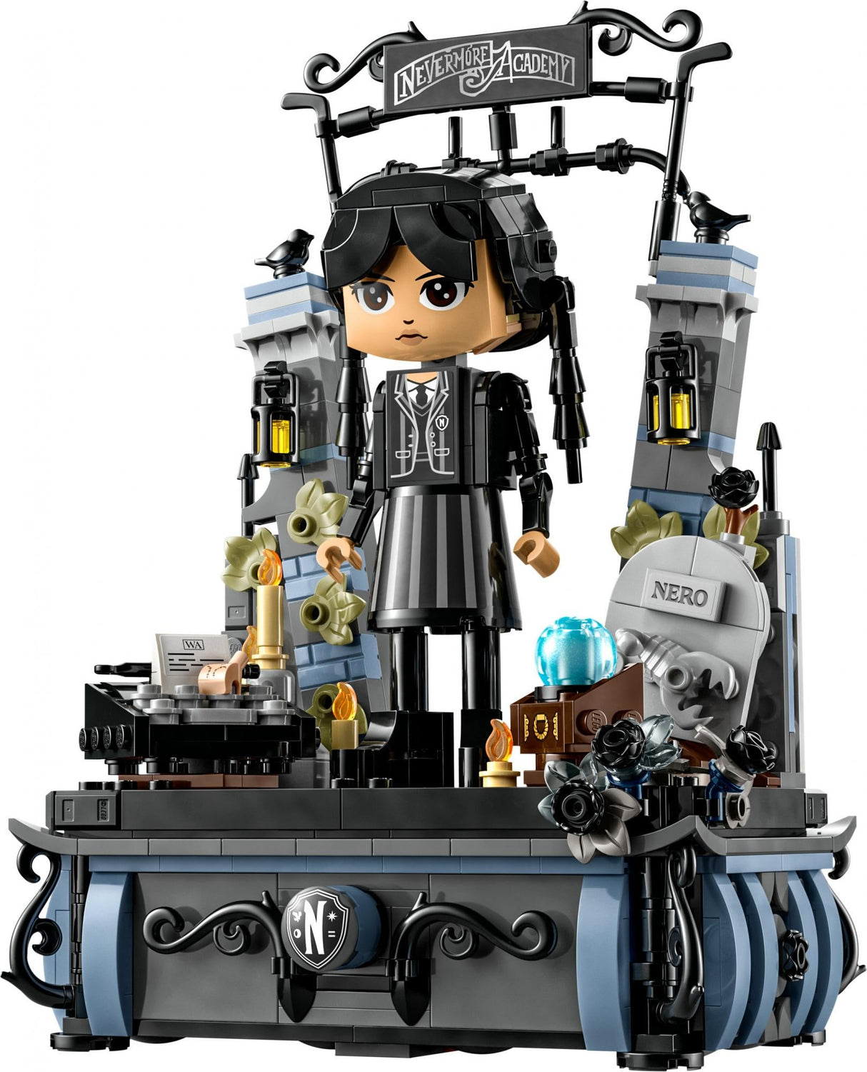LEGO 76780 Wednesday - Wednesday Addams LEGO