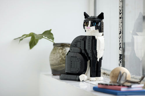 LEGO - LEGO Ideas - Tuxedo Cat (21349) Lego