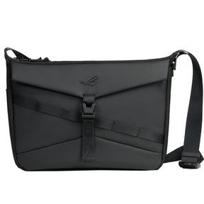 ASUS ROG Archer Messenger 14 BC2400 – sort computertaske set forfra med spænde og skulderrem