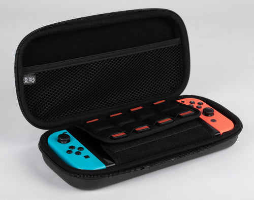 Konix One Piece Wano – etui til Nintendo Switch – produkt med kompatibelt udstyr vist som eksempel