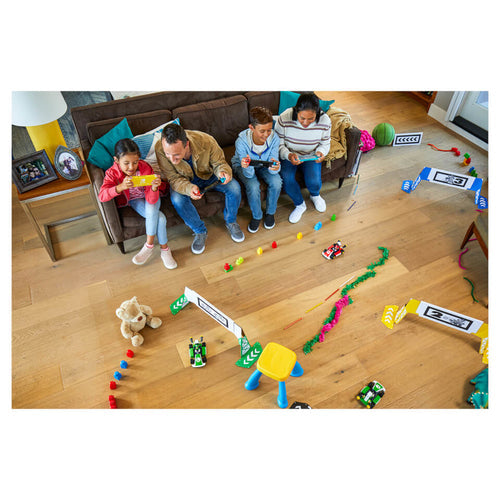 Mario Kart Live: Home Circuit - Mario Edition. Nintendo