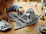 LEGO Star Wars 75394 – Imperial Star Destroyer – barn leger i rumskibets åbne interiør