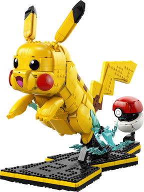 LEGO Pokémon 72152 – Pikachu og Poké Ball – bygget Pikachu med Poké Ball og udstillingsstand
