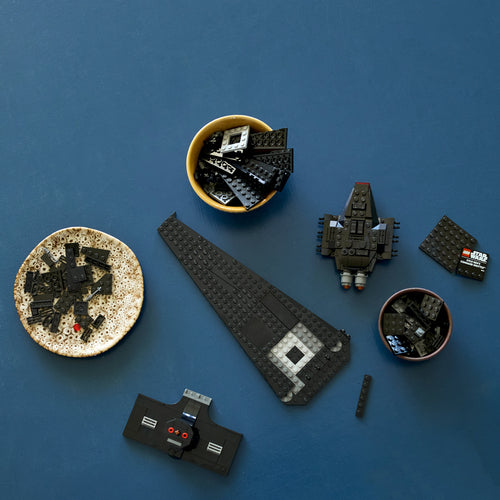 LEGO Star Wars 75406 – Kylo Rens kommandofærge – klodser og rumskib under opbygning