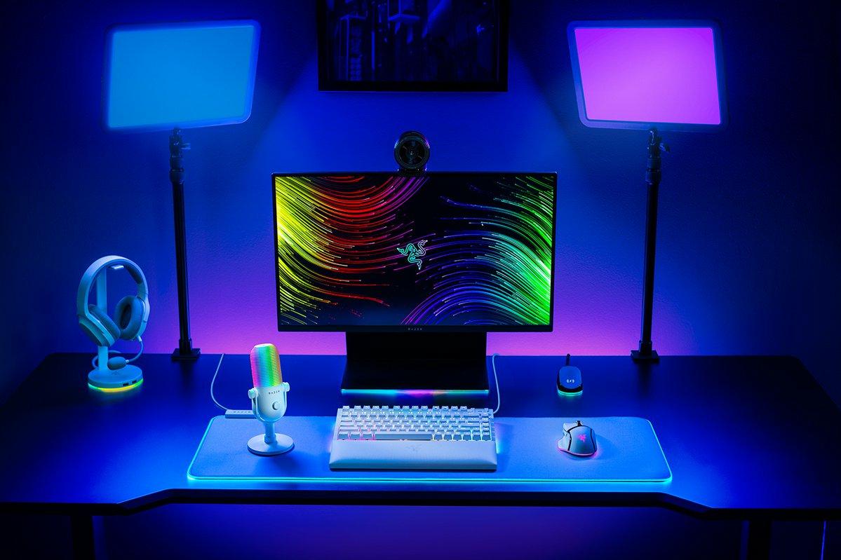 Razer - Seiren V3 Chroma - White Razer