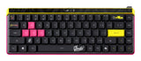 ASUS ROG Falchion Ace HFX ZywOo Edition – taster og arbejdsflade set ovenfra (vinkel 2); tastaturlayout illustrativt