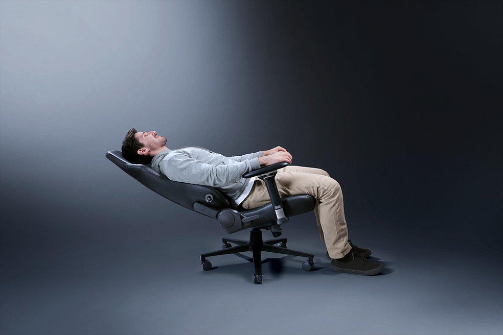 Razer Iskur V2 – Ergonomic Gaming Chair with Reactive Lumbar Support Razer