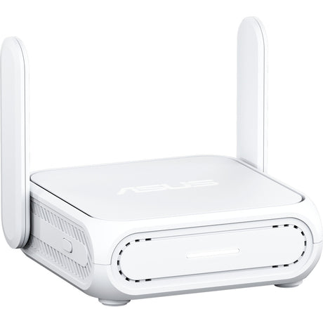 Hvid ASUS RT-BE58 Go rejserouter – skråt forfra med antennerne oppe