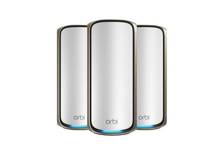 Hvidt NETGEAR Orbi RBE973S-meshsæt med tre enheder