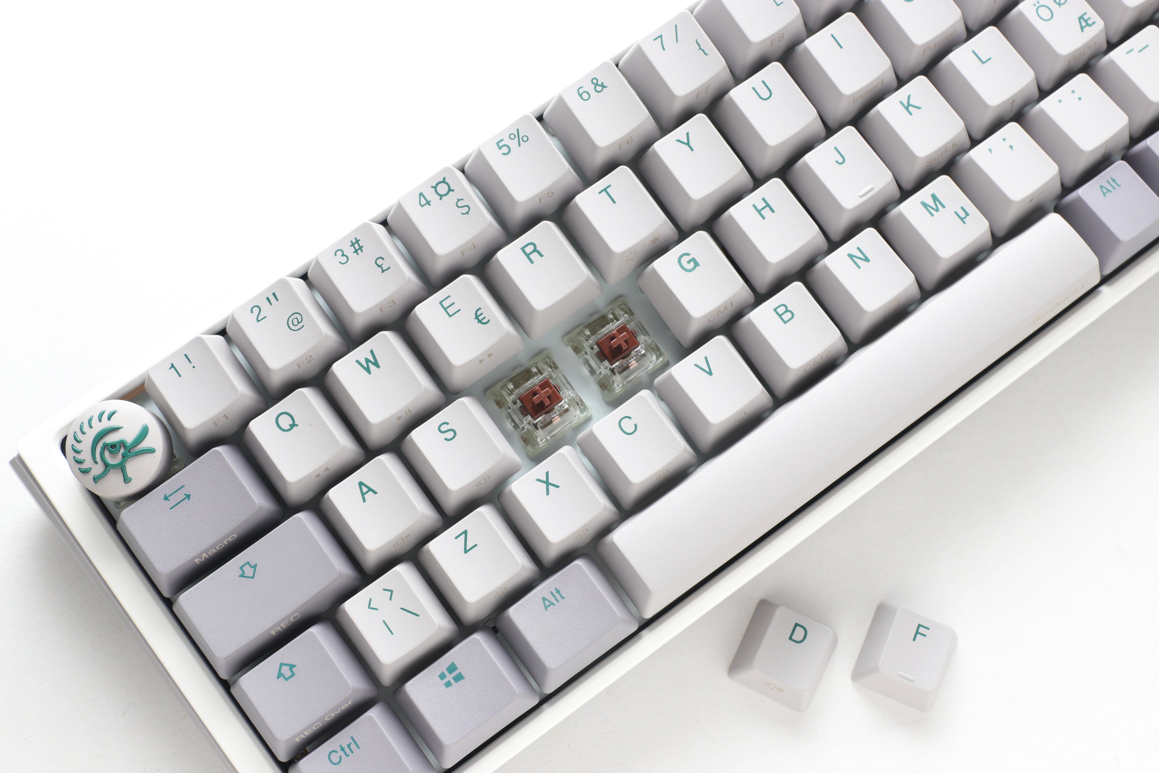 Ducky One 3 - Mist Nordic - Mini 60% - Körsbärsbrun - RGB